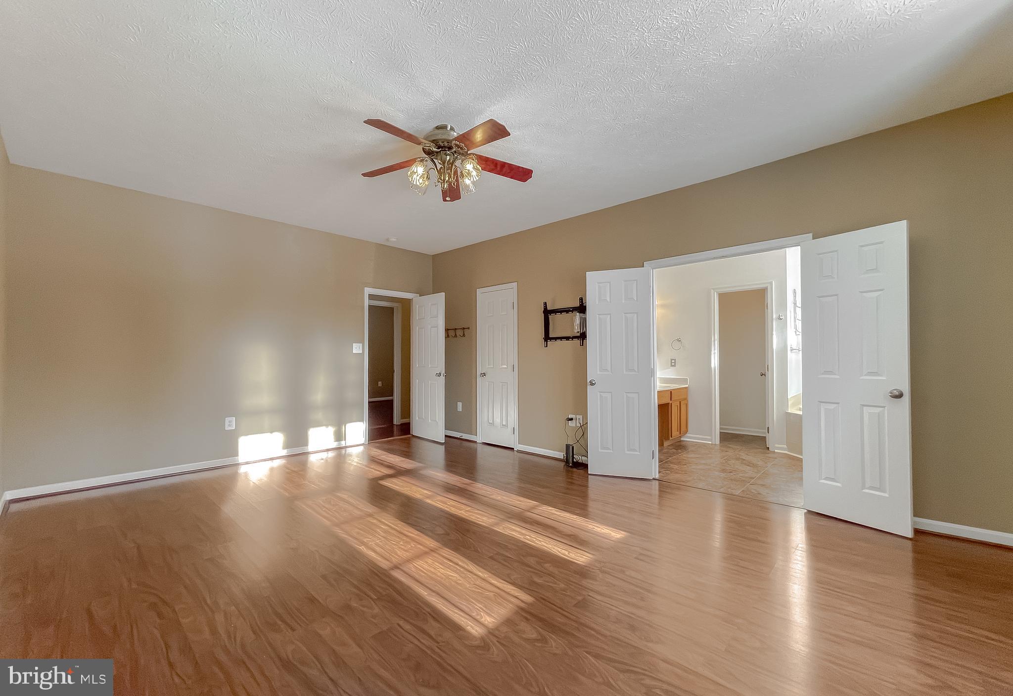 2831 Desert Sun Ct