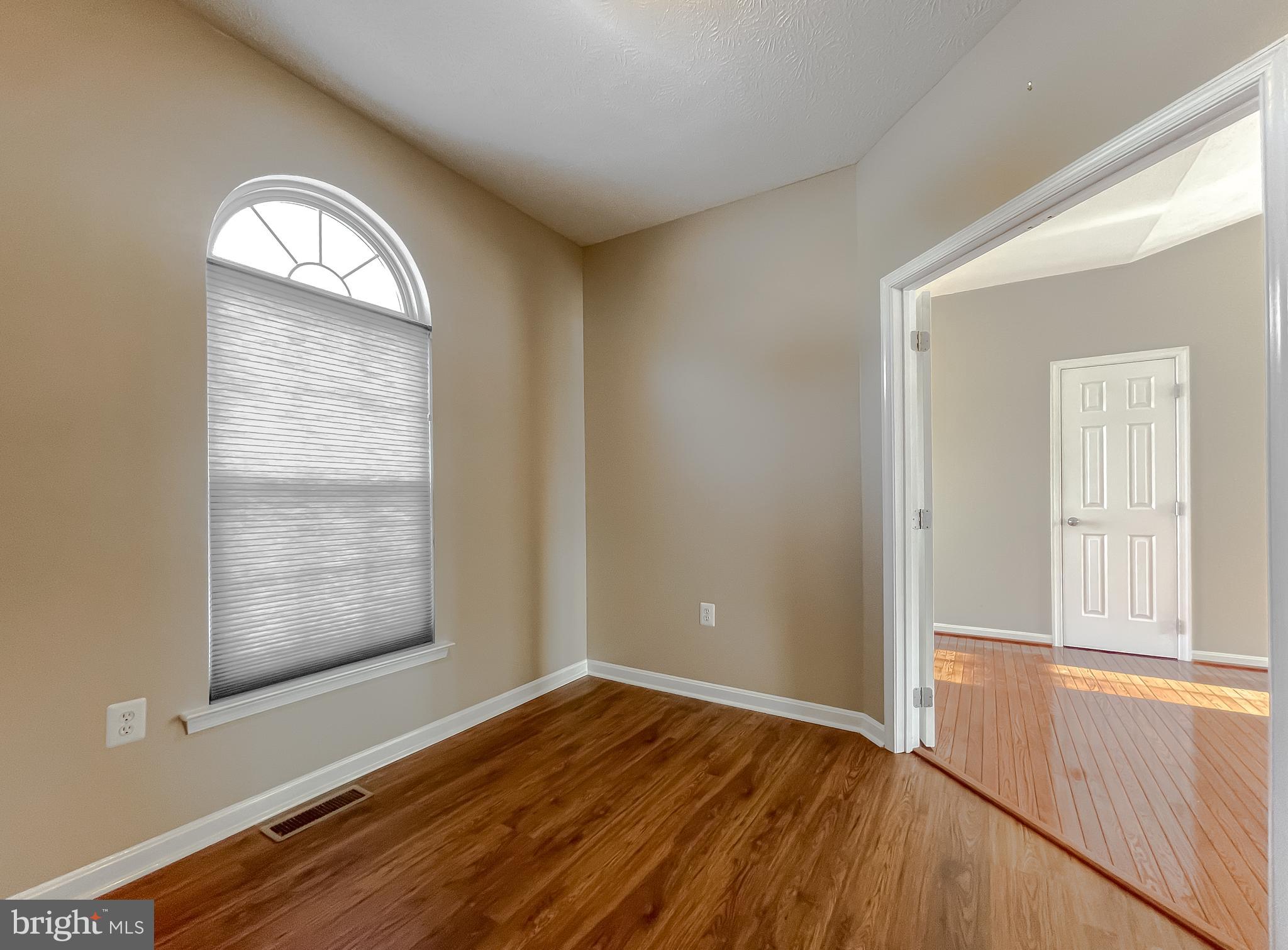 2831 Desert Sun Ct