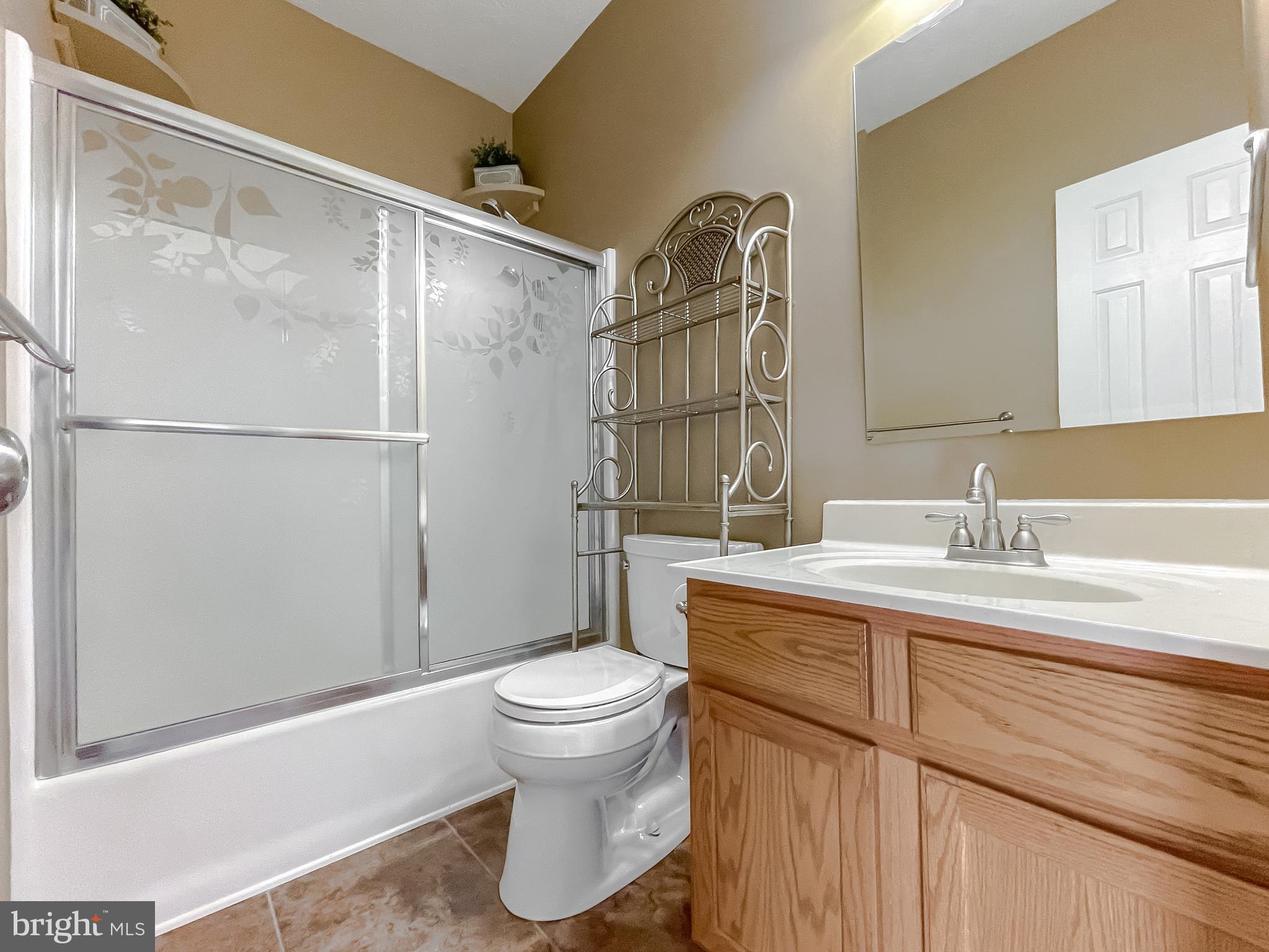 2831 Desert Sun Ct