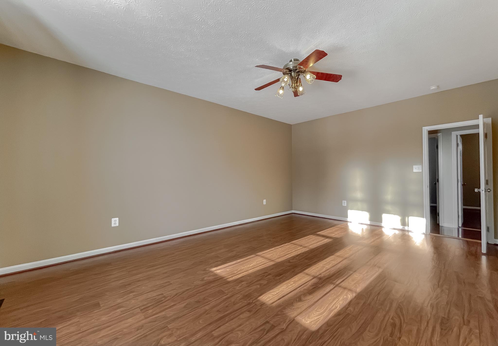 2831 Desert Sun Ct