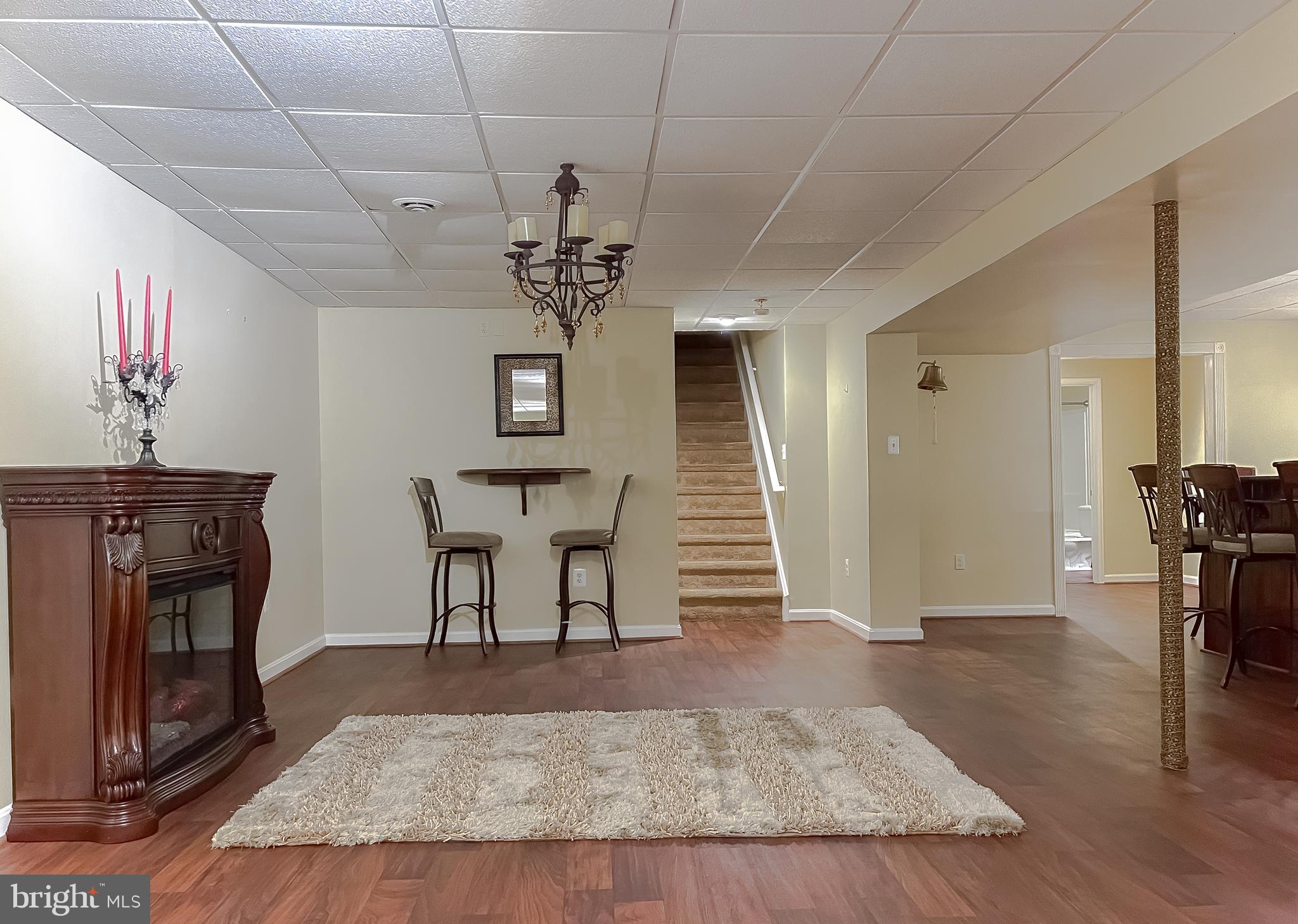 2831 Desert Sun Ct