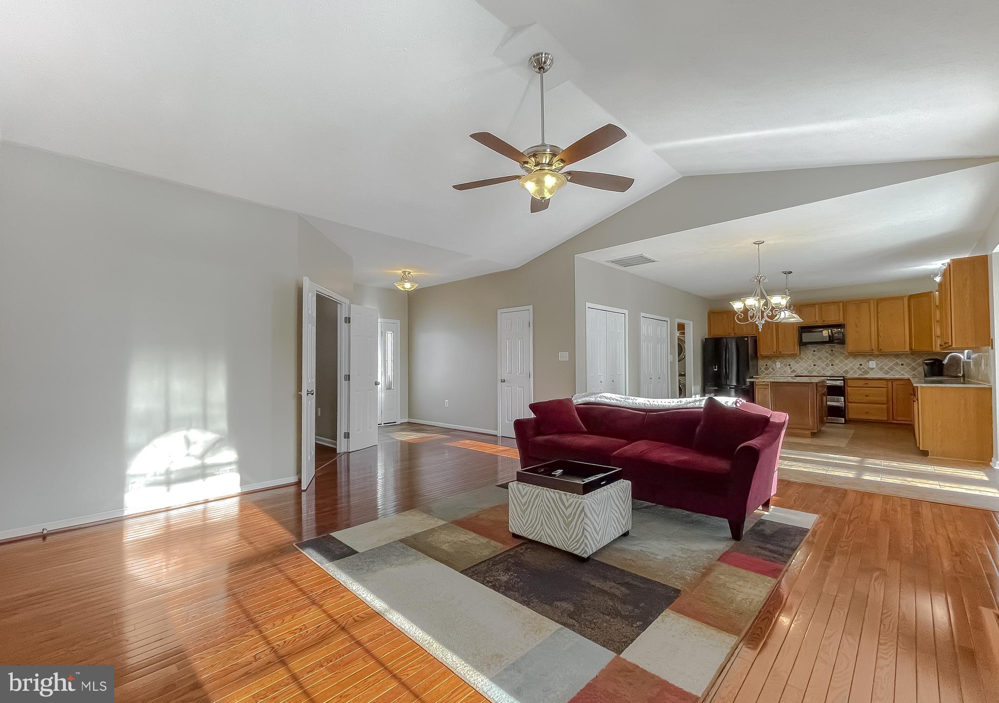 2831 Desert Sun Ct