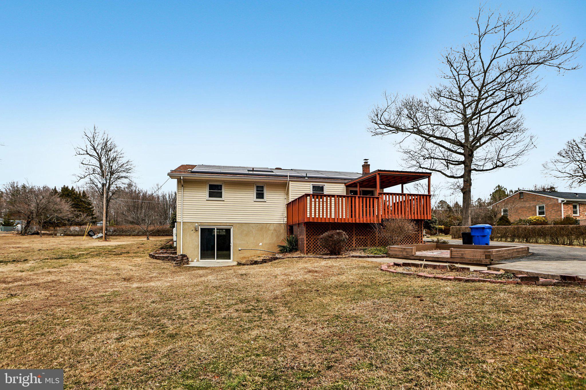 13995 Petzold Dr
