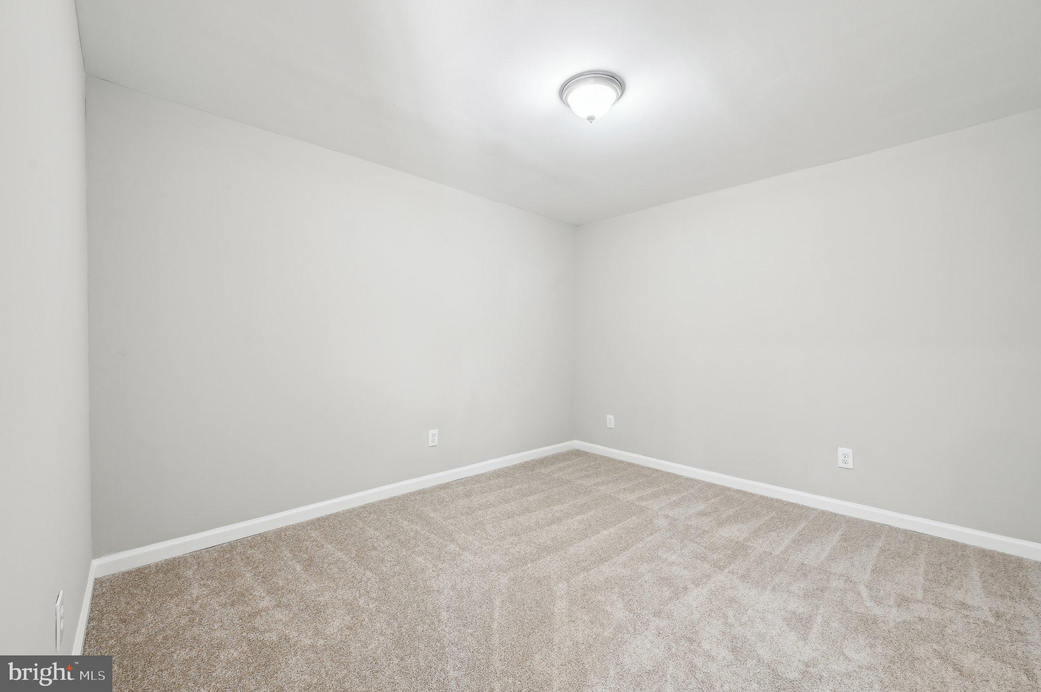 13995 Petzold Dr