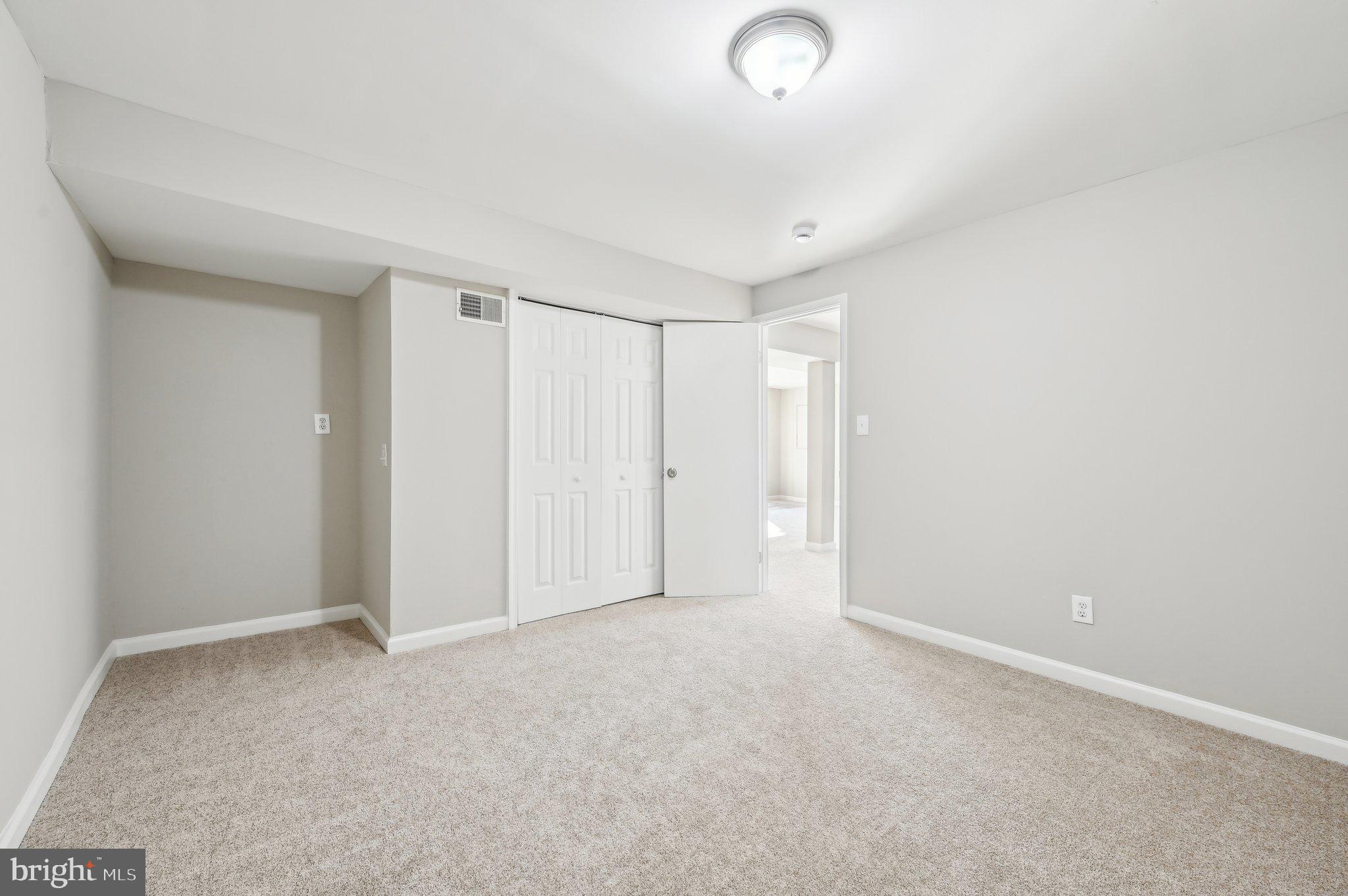13995 Petzold Dr