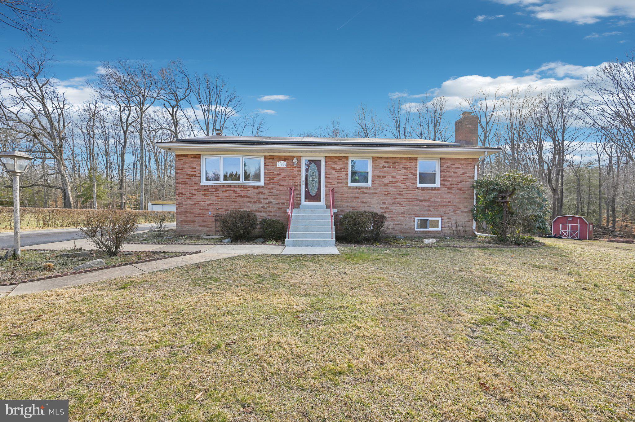 13995 Petzold Dr