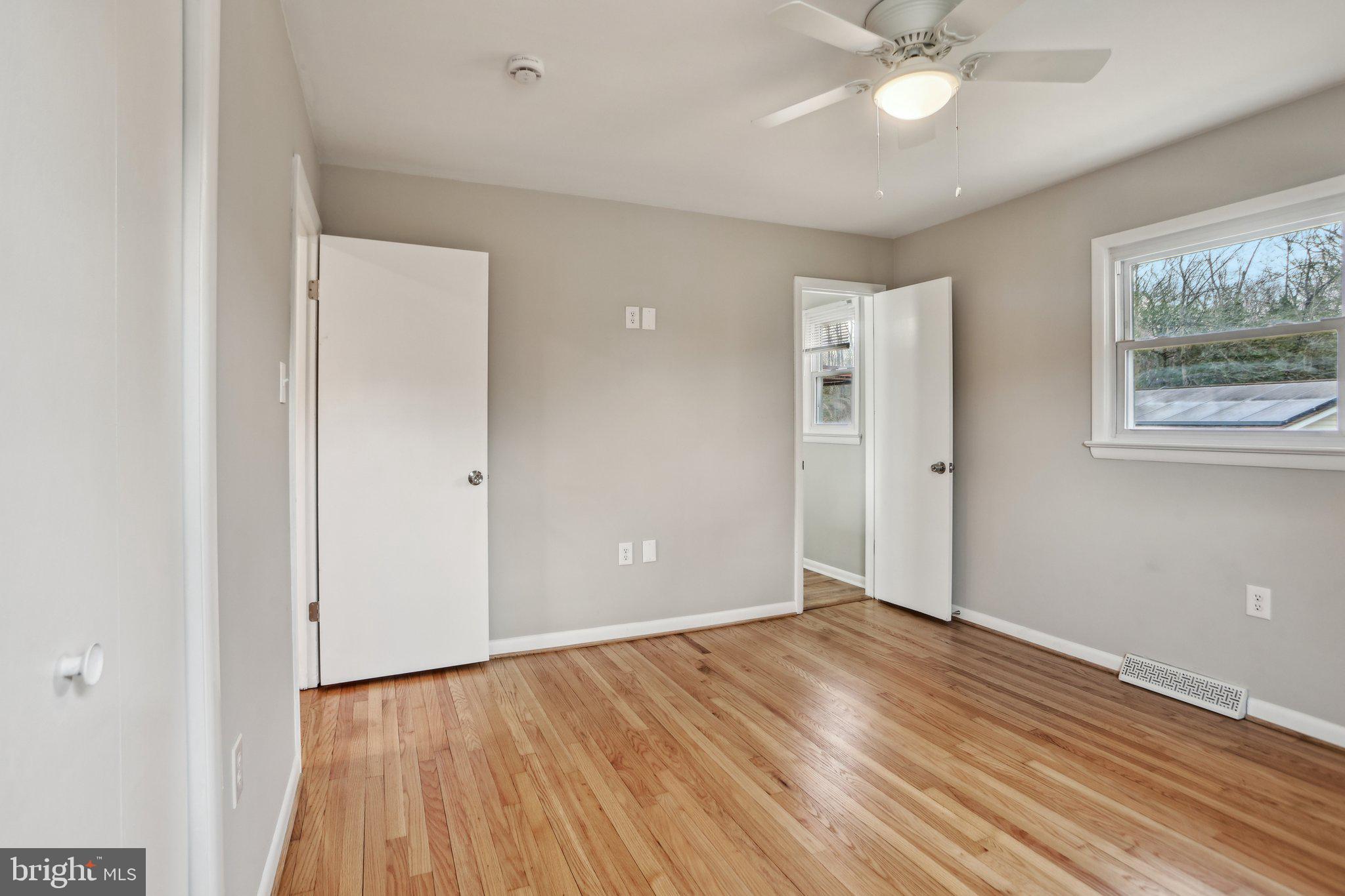 13995 Petzold Dr