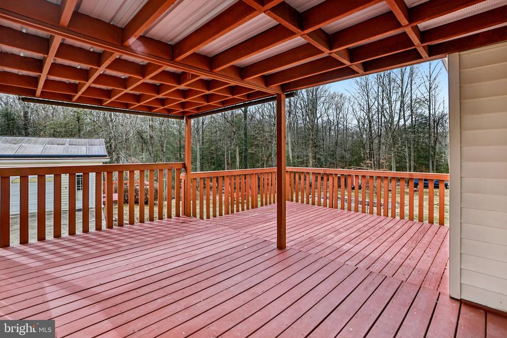 13995 Petzold Dr