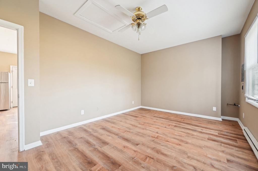 13995 Petzold Dr