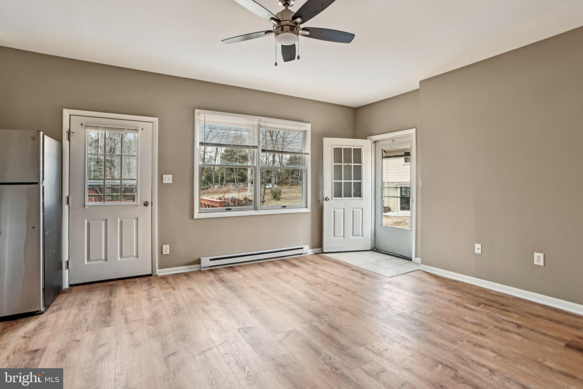13995 Petzold Dr