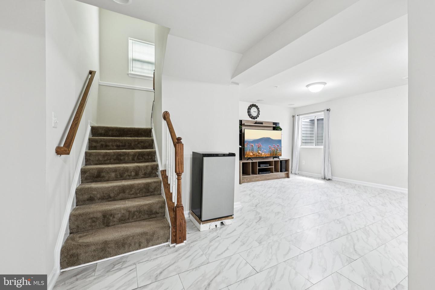 3669 Clairton St