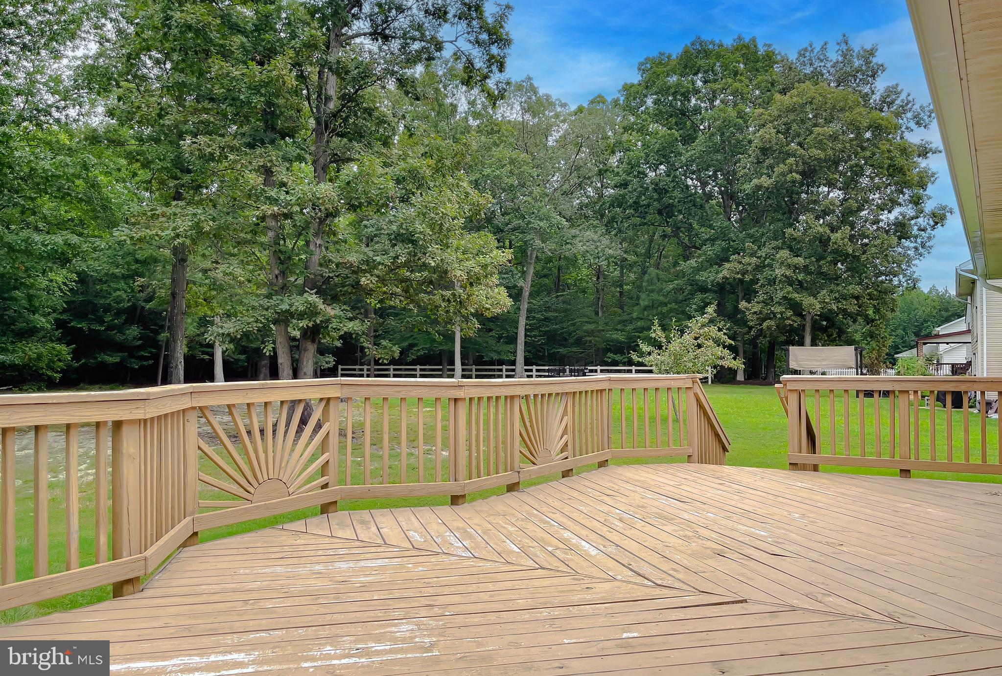 109 MORRIS DR