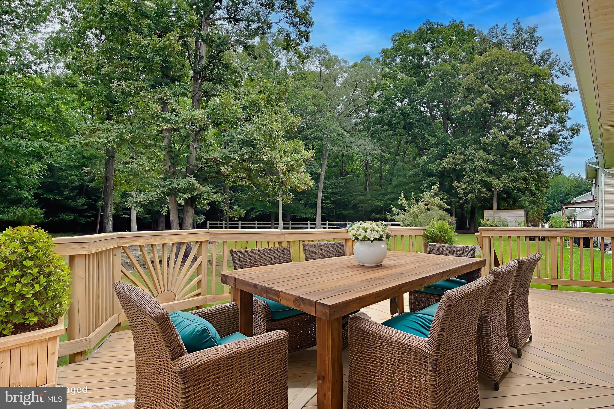 109 MORRIS DR