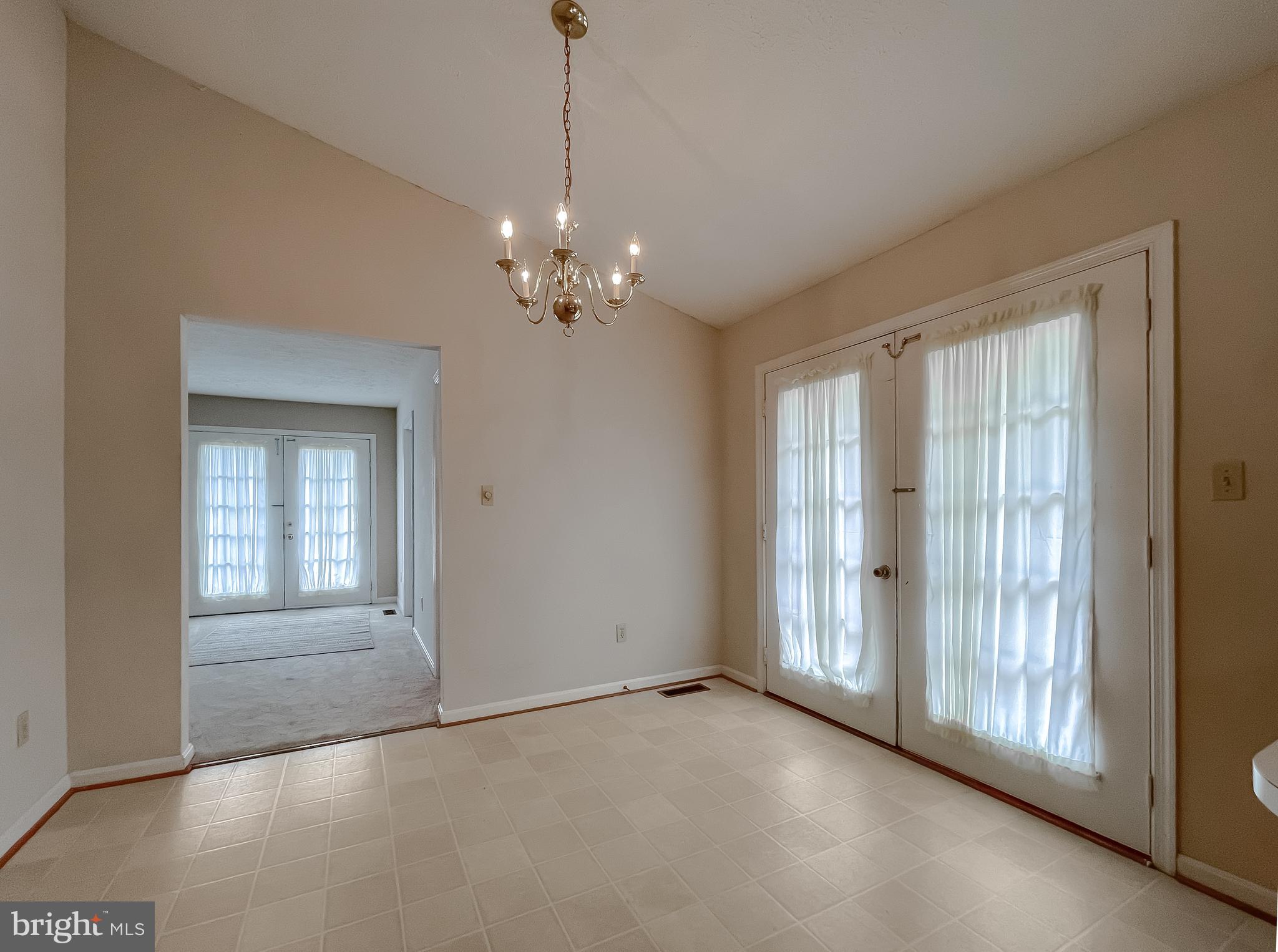 109 MORRIS DR
