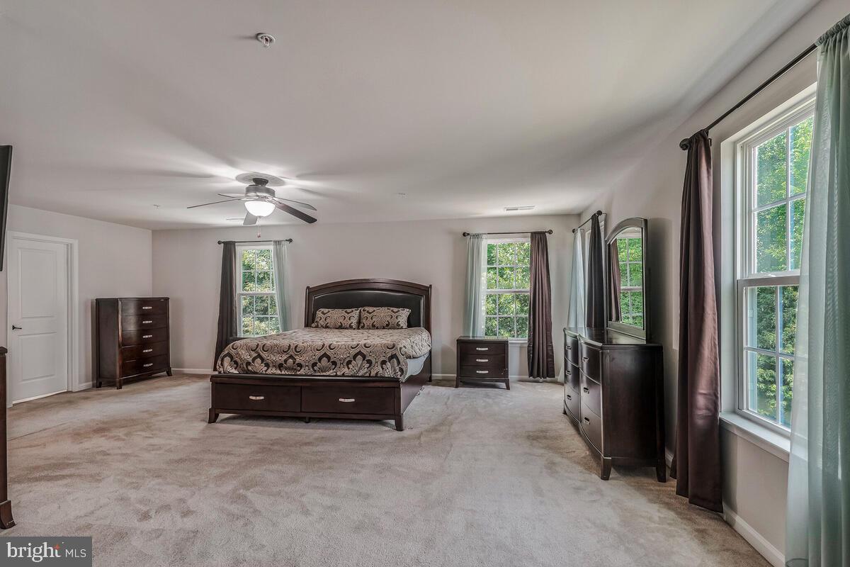 9340 Rock Lynn Cir