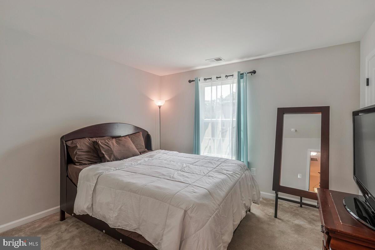 9340 Rock Lynn Cir