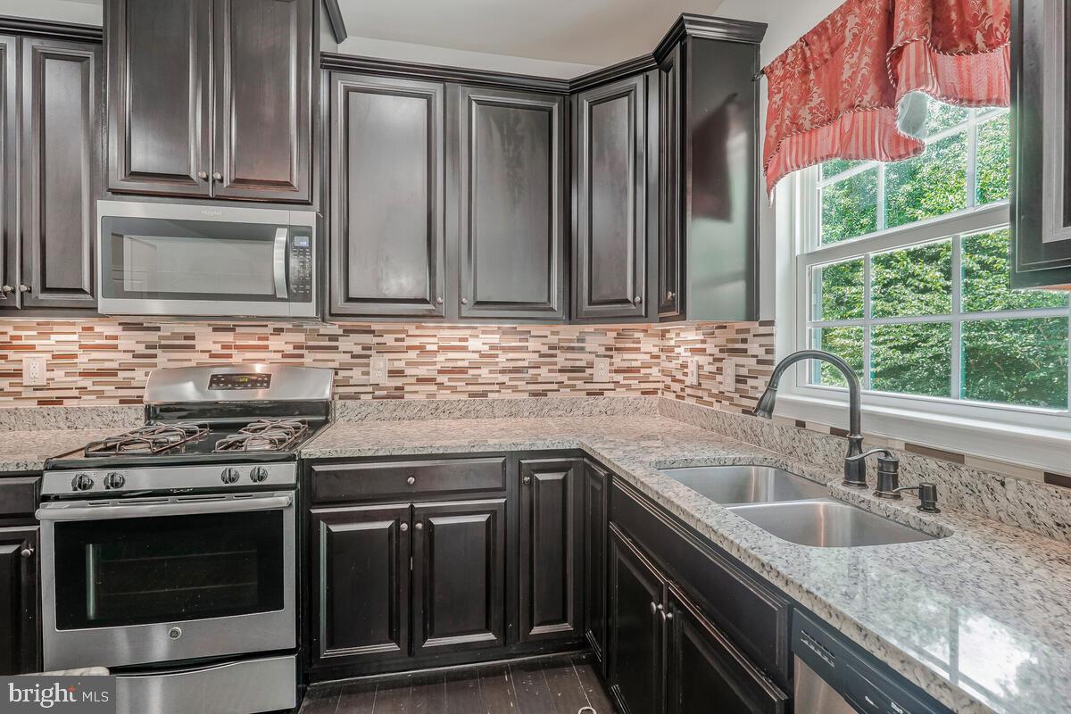 9340 Rock Lynn Cir