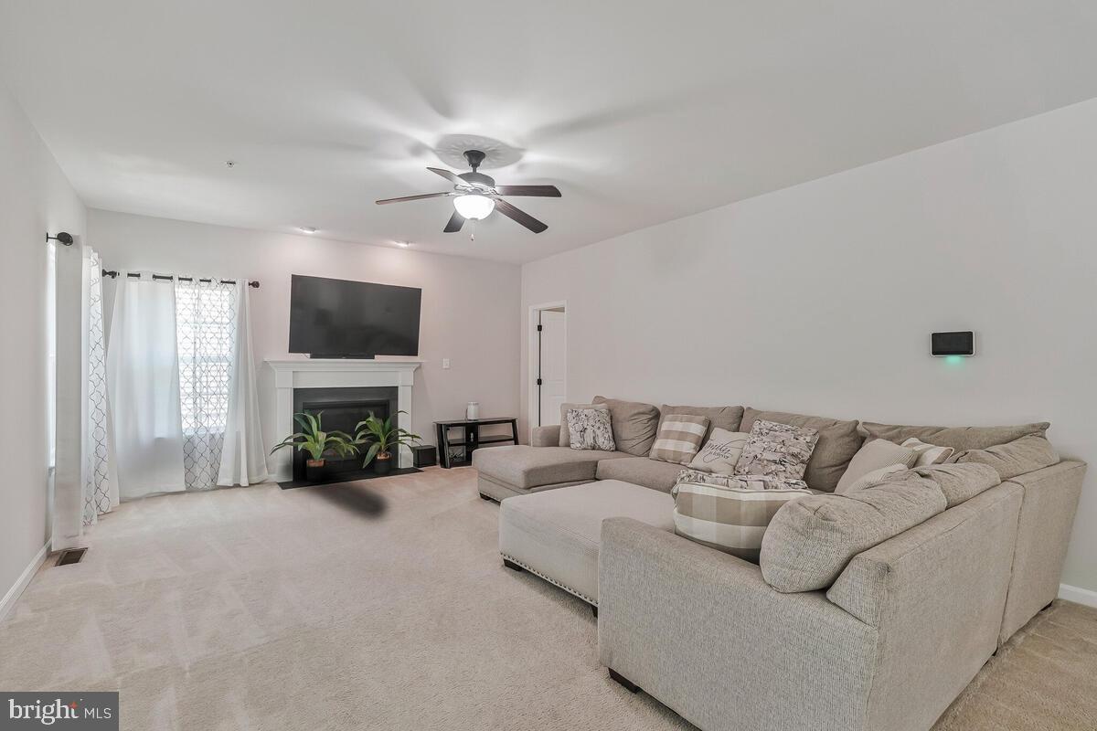 9340 Rock Lynn Cir