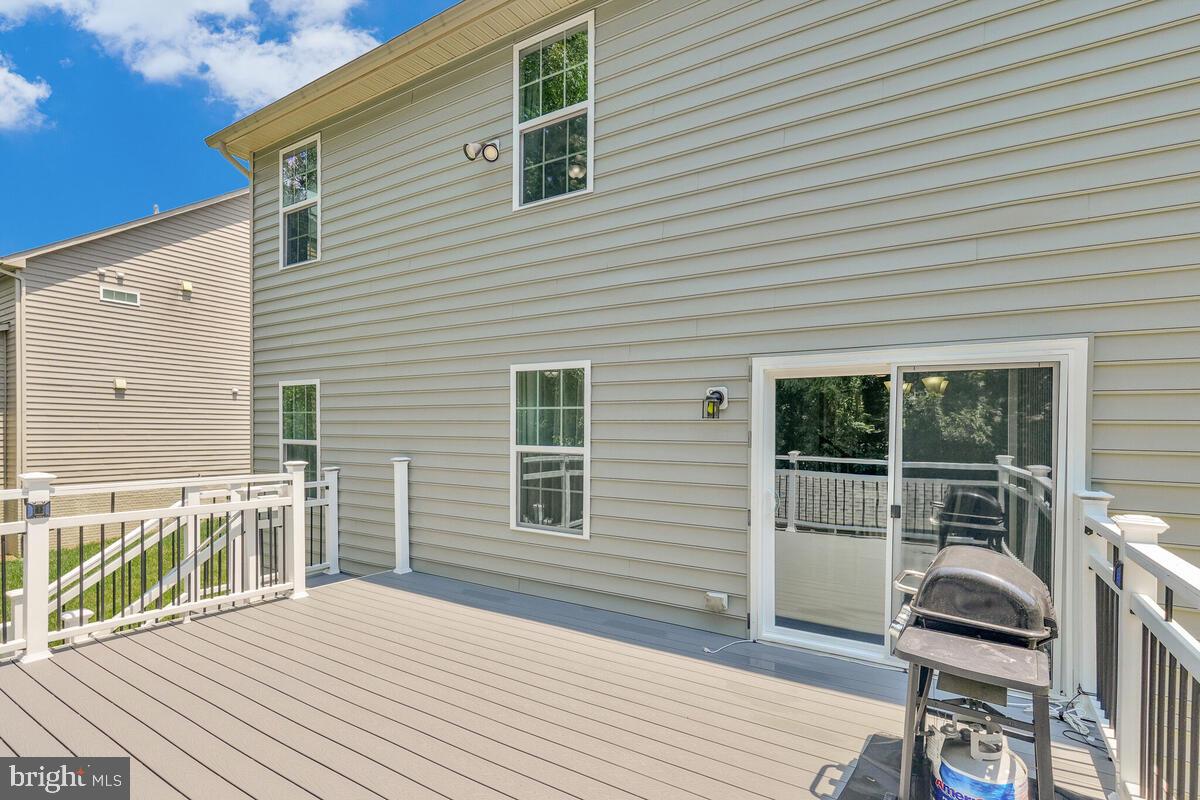 9340 Rock Lynn Cir