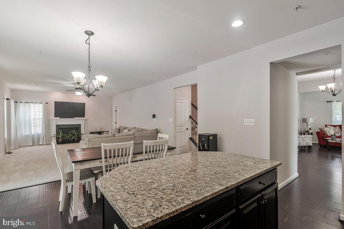 9340 Rock Lynn Cir