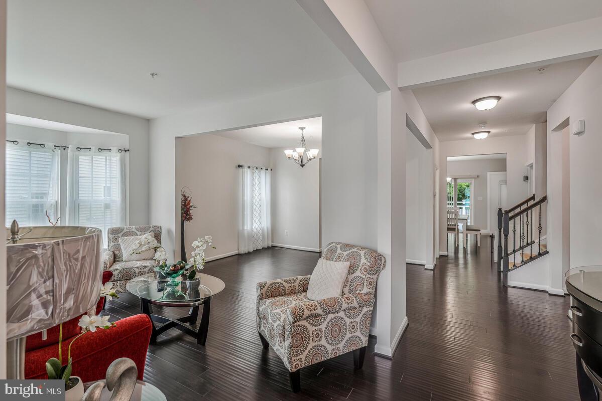 9340 Rock Lynn Cir