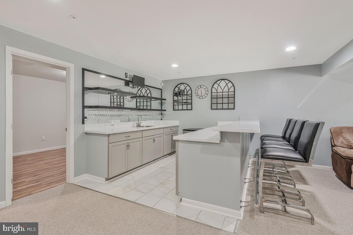 9340 Rock Lynn Cir