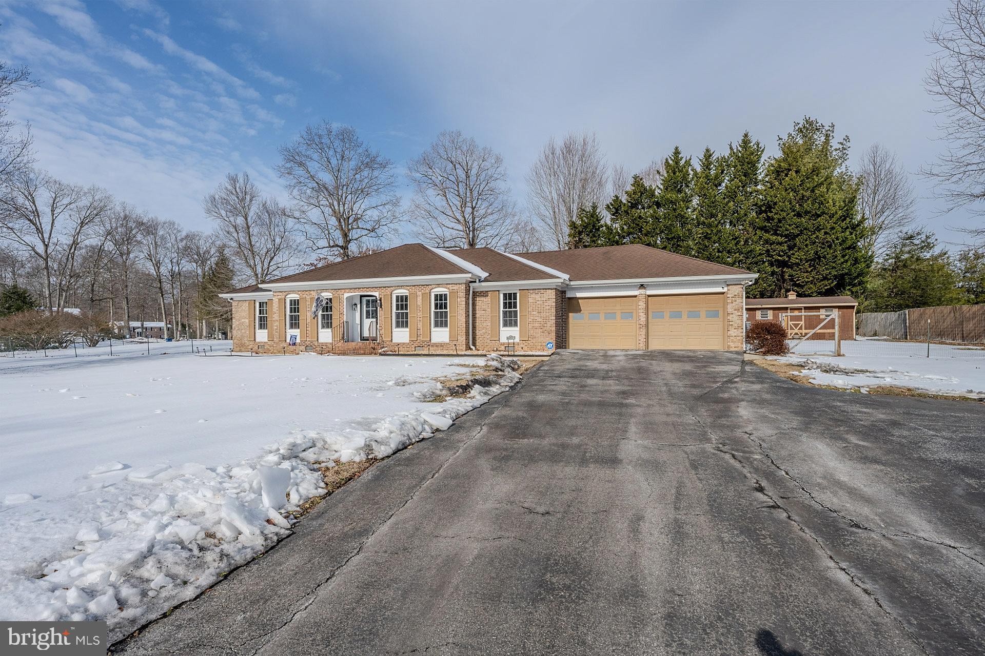 6655 HORSESHOE DRIVE