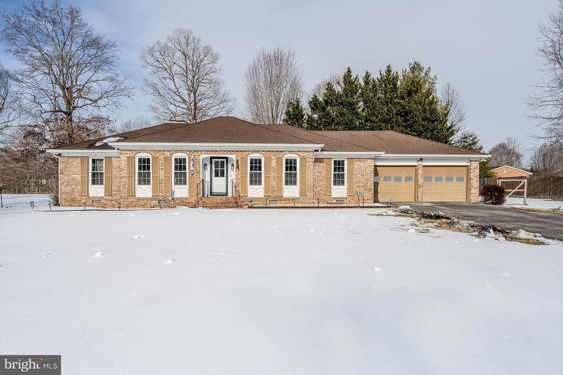 6655 HORSESHOE DRIVE