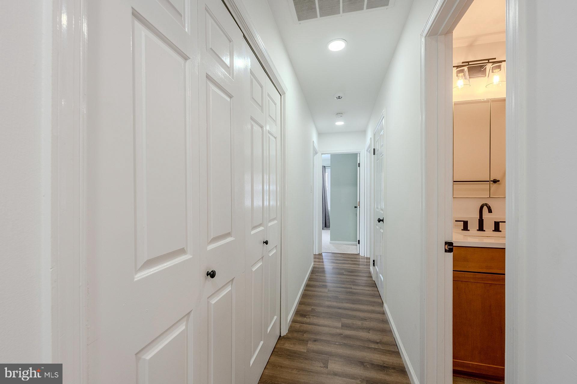 6655 HORSESHOE DRIVE