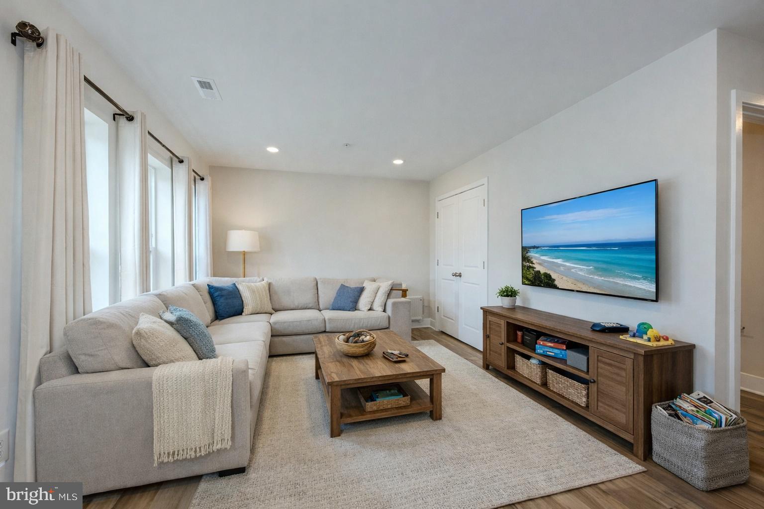 2762 BRIDGEWATER DRIVE