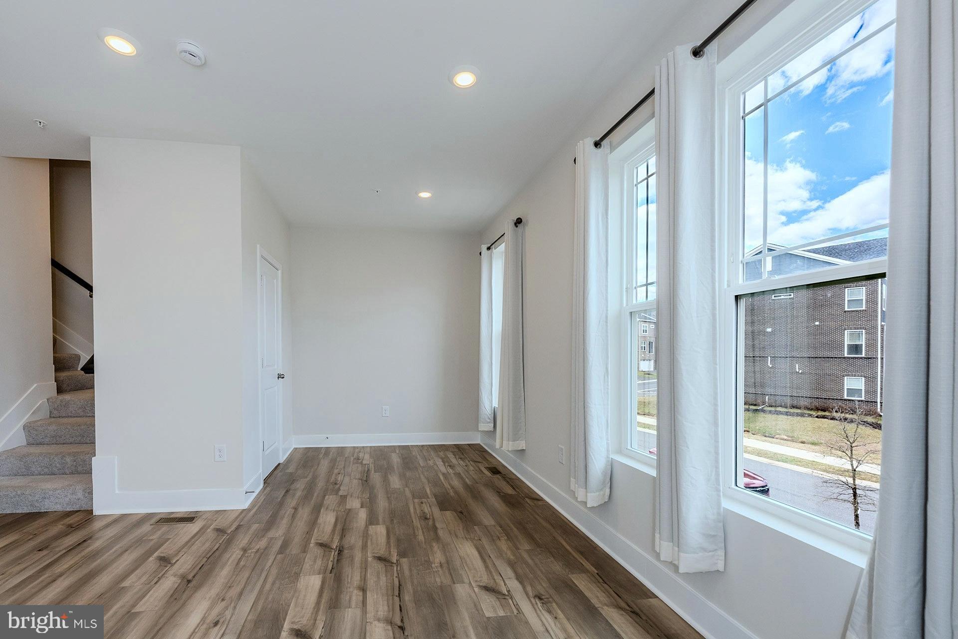 2762 BRIDGEWATER DRIVE