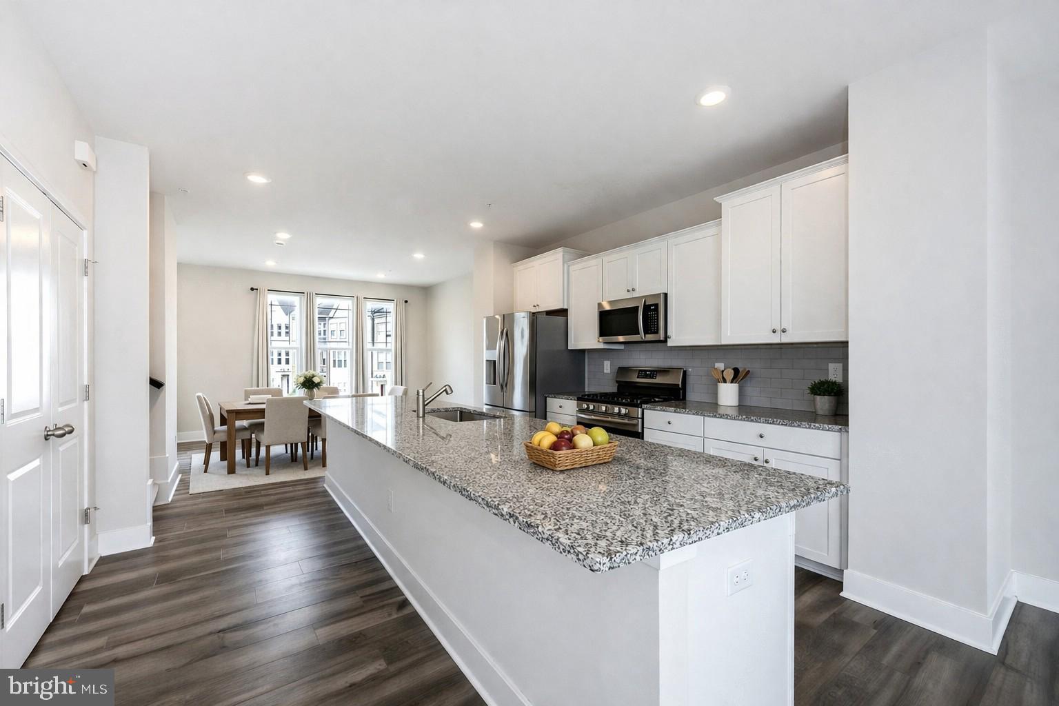 2762 BRIDGEWATER DRIVE