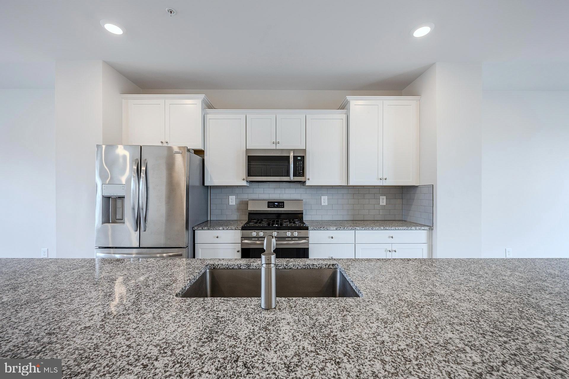 2762 BRIDGEWATER DRIVE