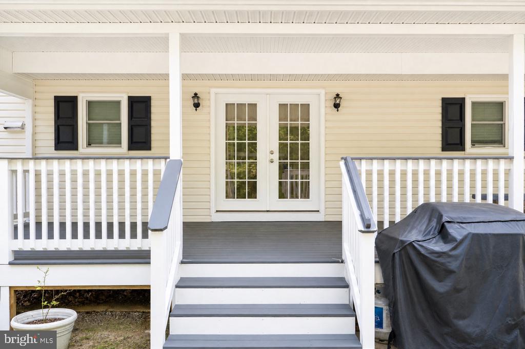 15 WILLOW LANE