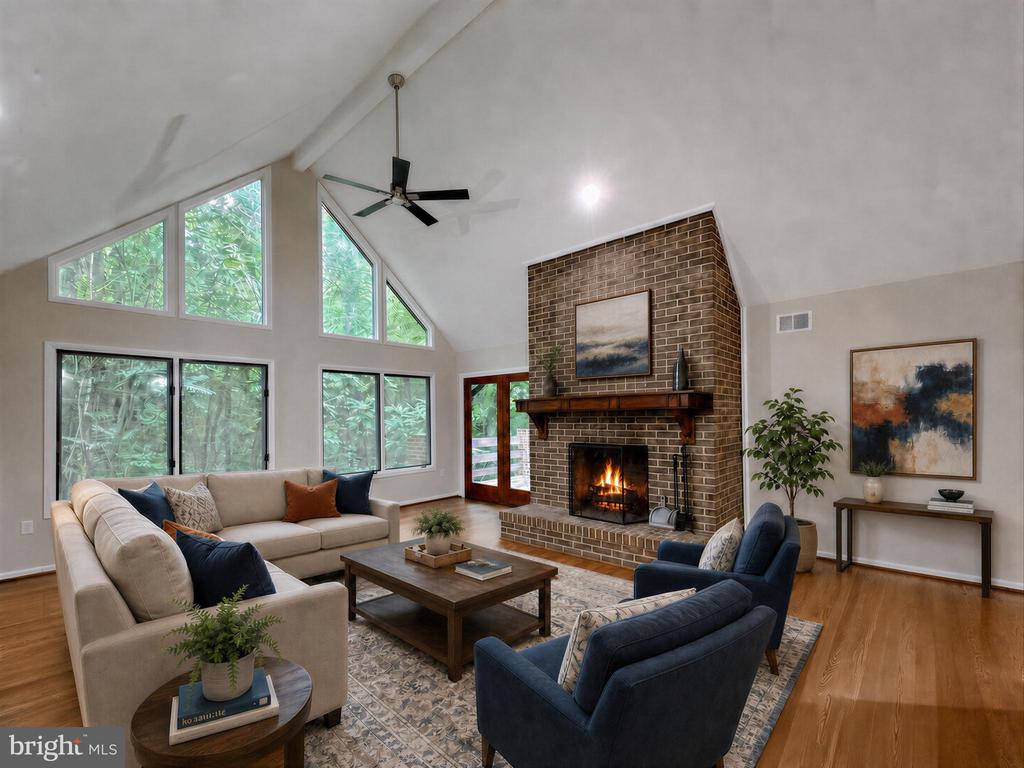 8425 MAUSEN LANE