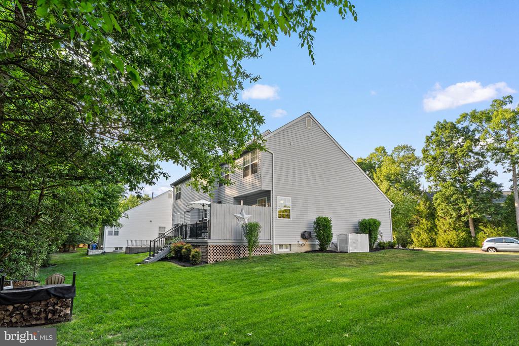 3466 HIGHGROVE DRIVE