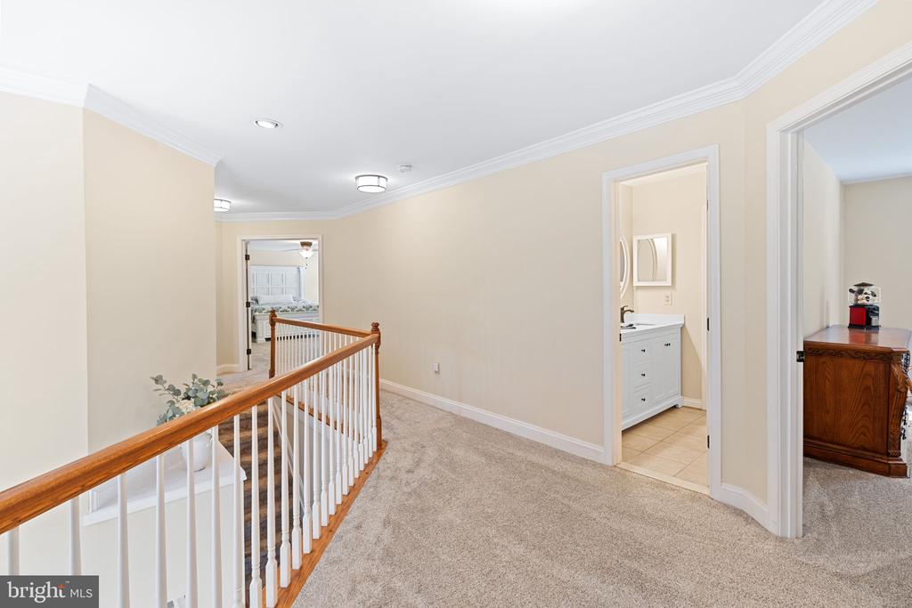 3466 HIGHGROVE DRIVE