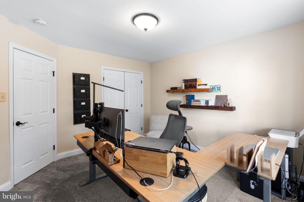 3466 HIGHGROVE DRIVE