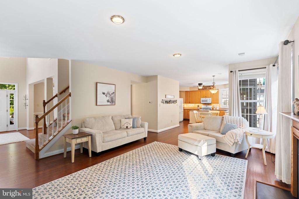 3466 HIGHGROVE DRIVE