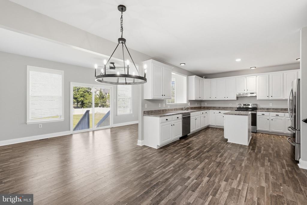 3043 WILDFLOWER DRIVE