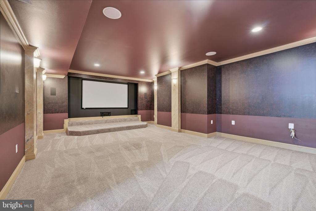 3043 WILDFLOWER DRIVE