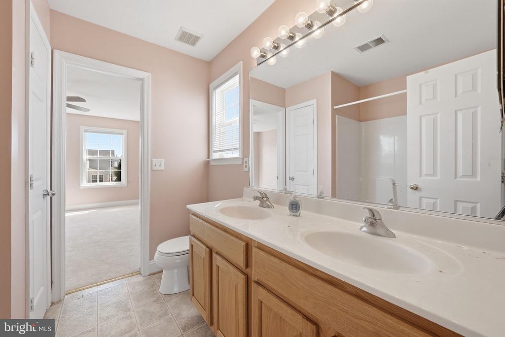 3043 WILDFLOWER DRIVE