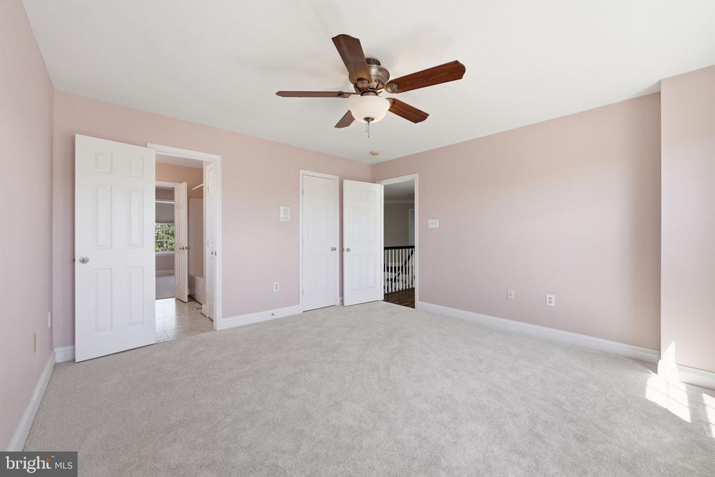 3043 WILDFLOWER DRIVE