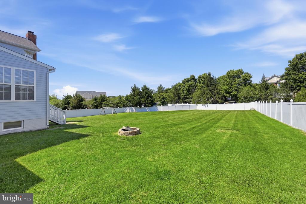 3043 WILDFLOWER DRIVE