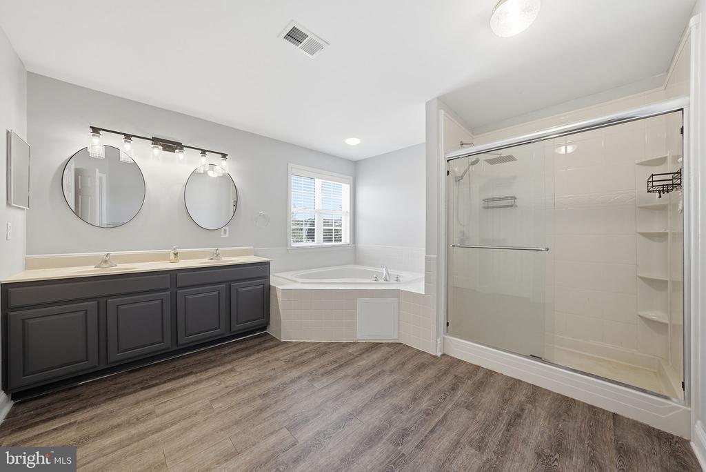 3043 WILDFLOWER DRIVE