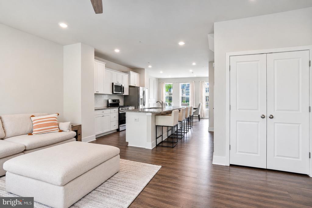 2764 BRIDGEWATER DRIVE