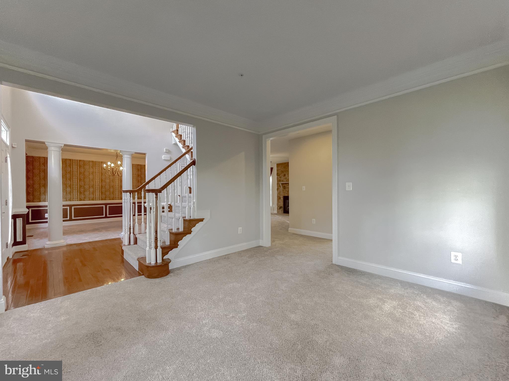 15613 SIR EDWARDS DR