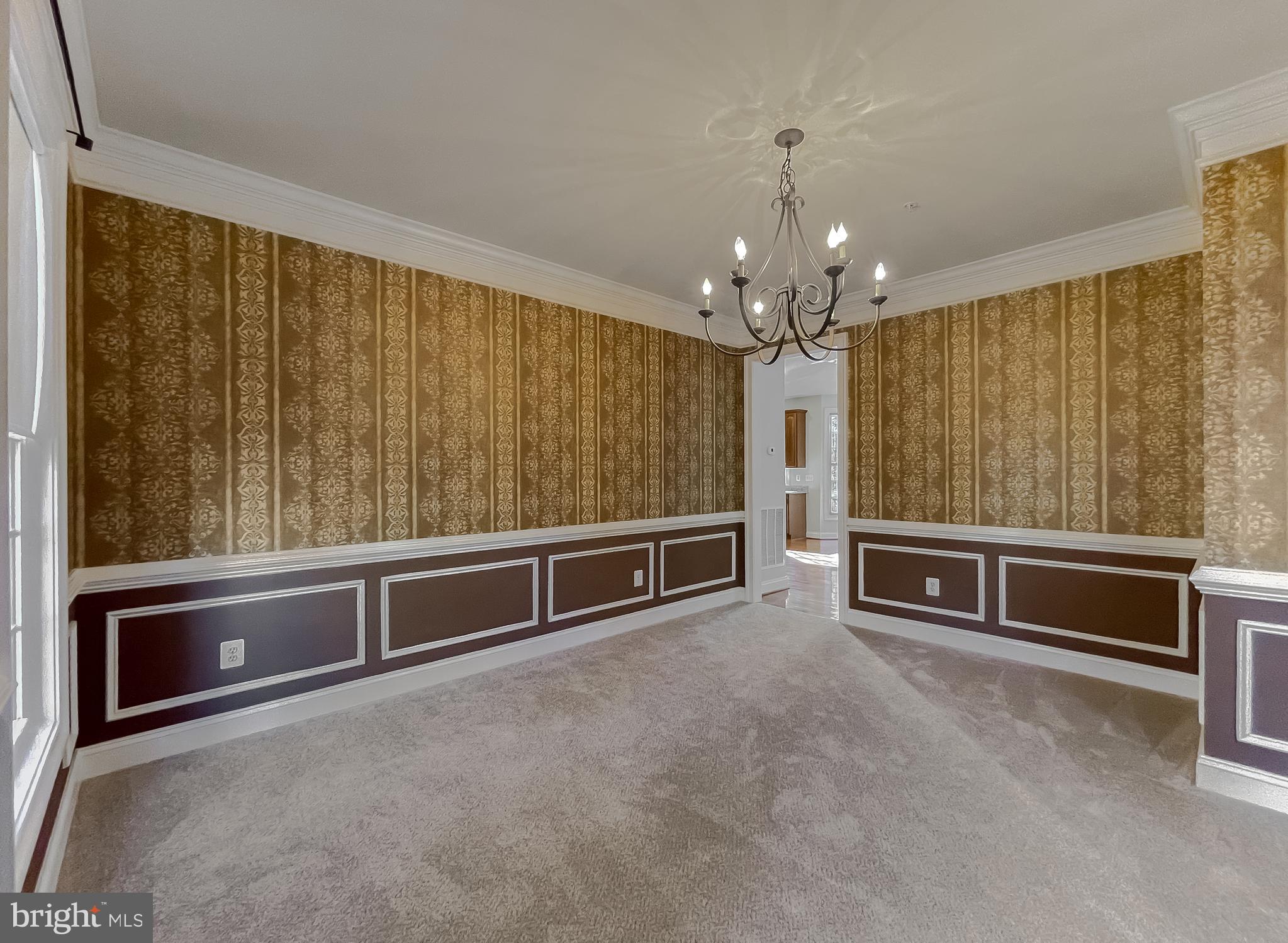 15613 SIR EDWARDS DR