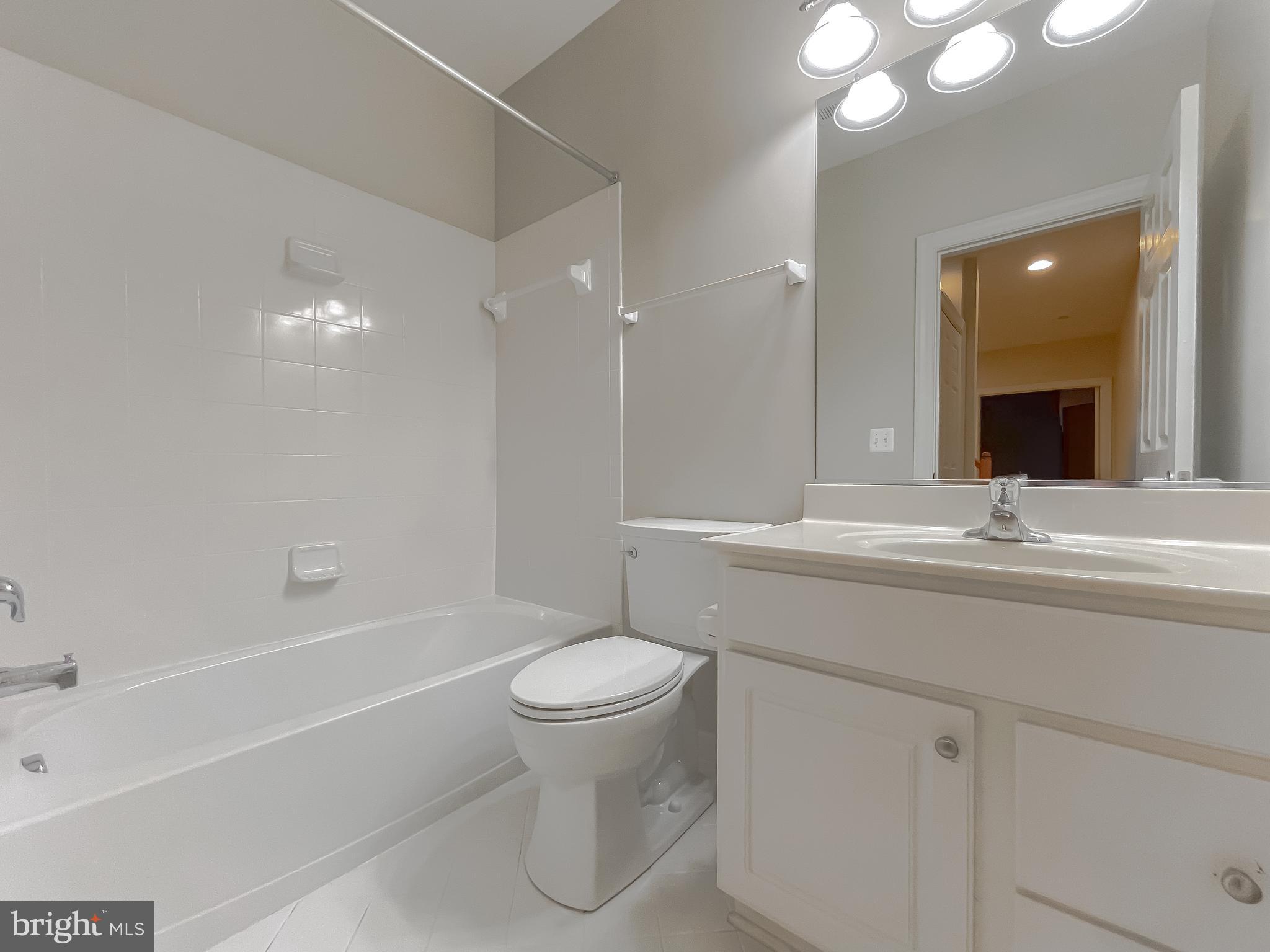 15613 SIR EDWARDS DR