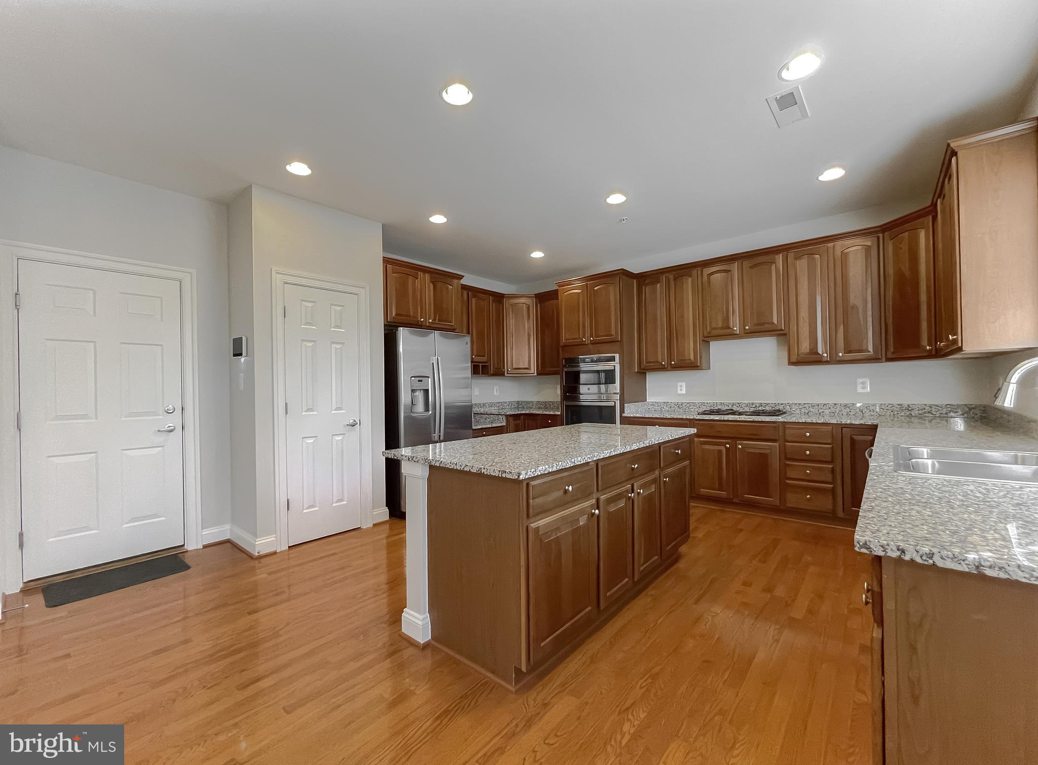 15613 SIR EDWARDS DR